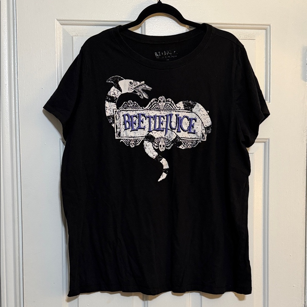 Torrid Black Graphic T-Shirt
